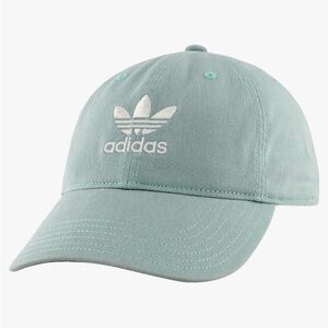 NWT turquoise sea foam green Adidas Women’s baseball hat ❤️